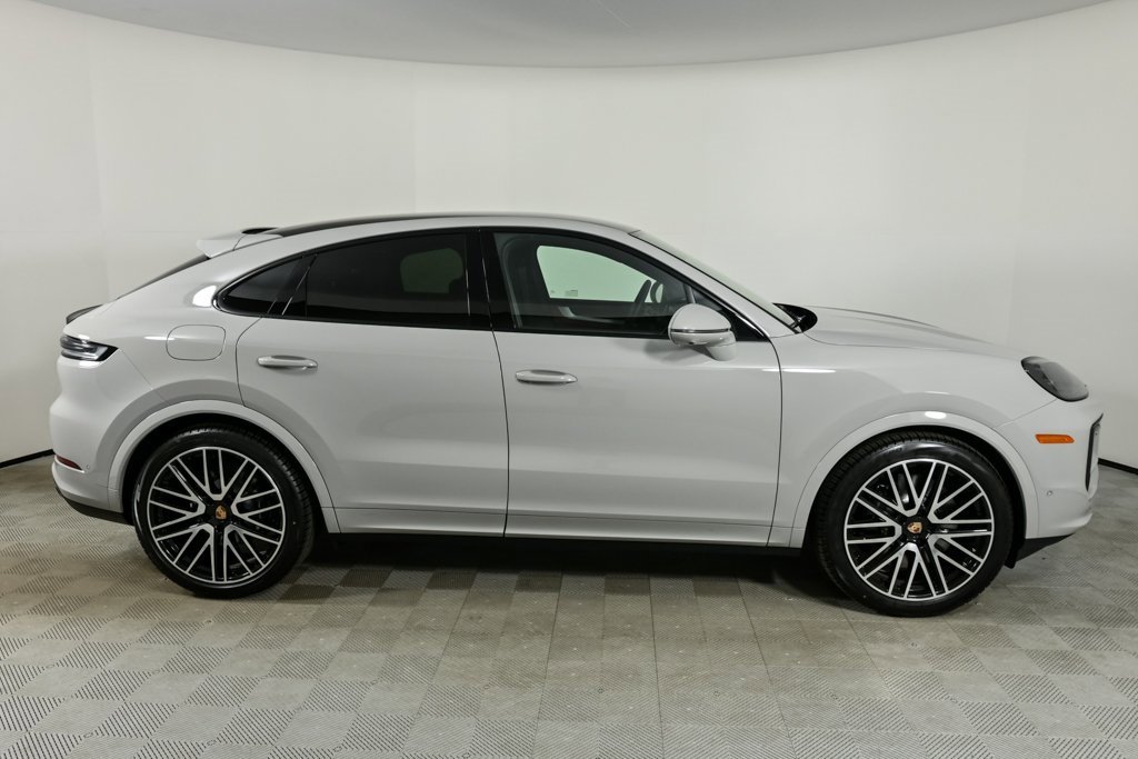 New 2026 Porsche Cayenne S image 28