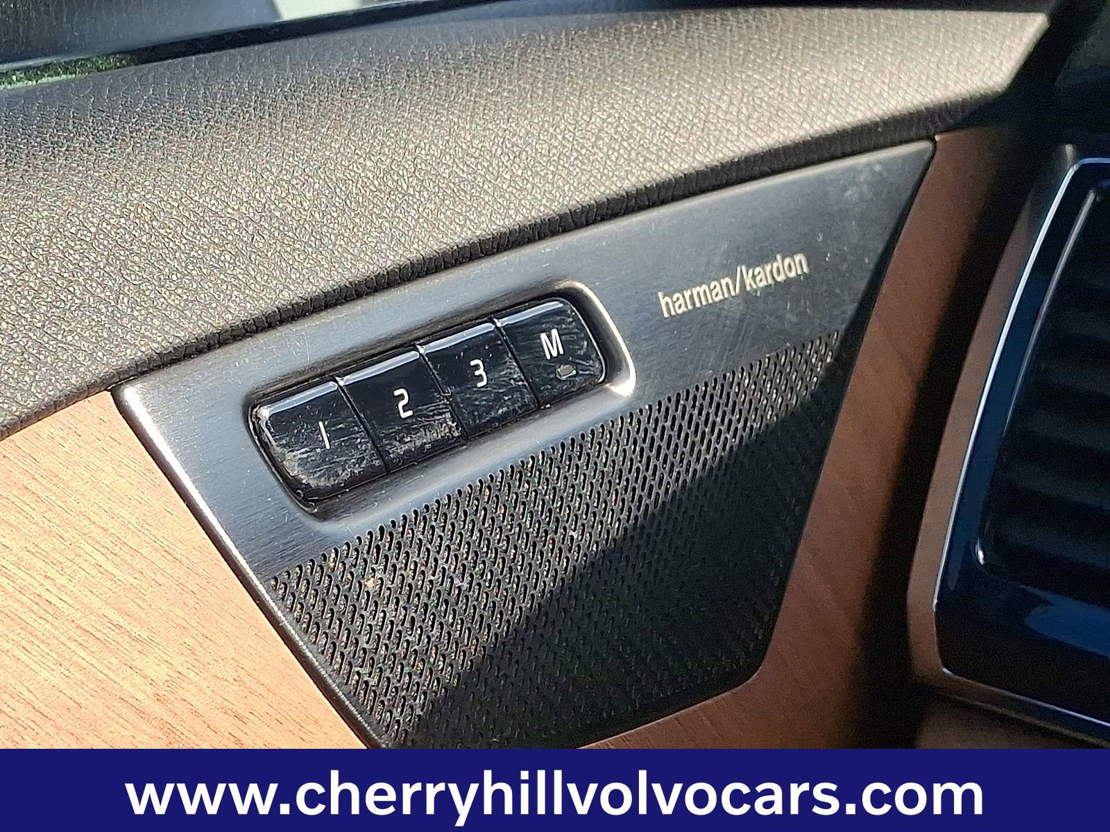 Certified 2023 Volvo XC90 B5 Plus w/ Protection Package Premier image 22