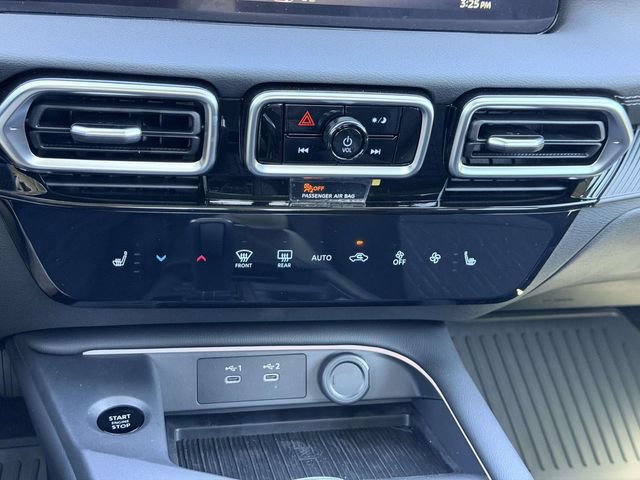 New 2026 Nissan Sentra SV w/ SV Convenience Package FWD image 22