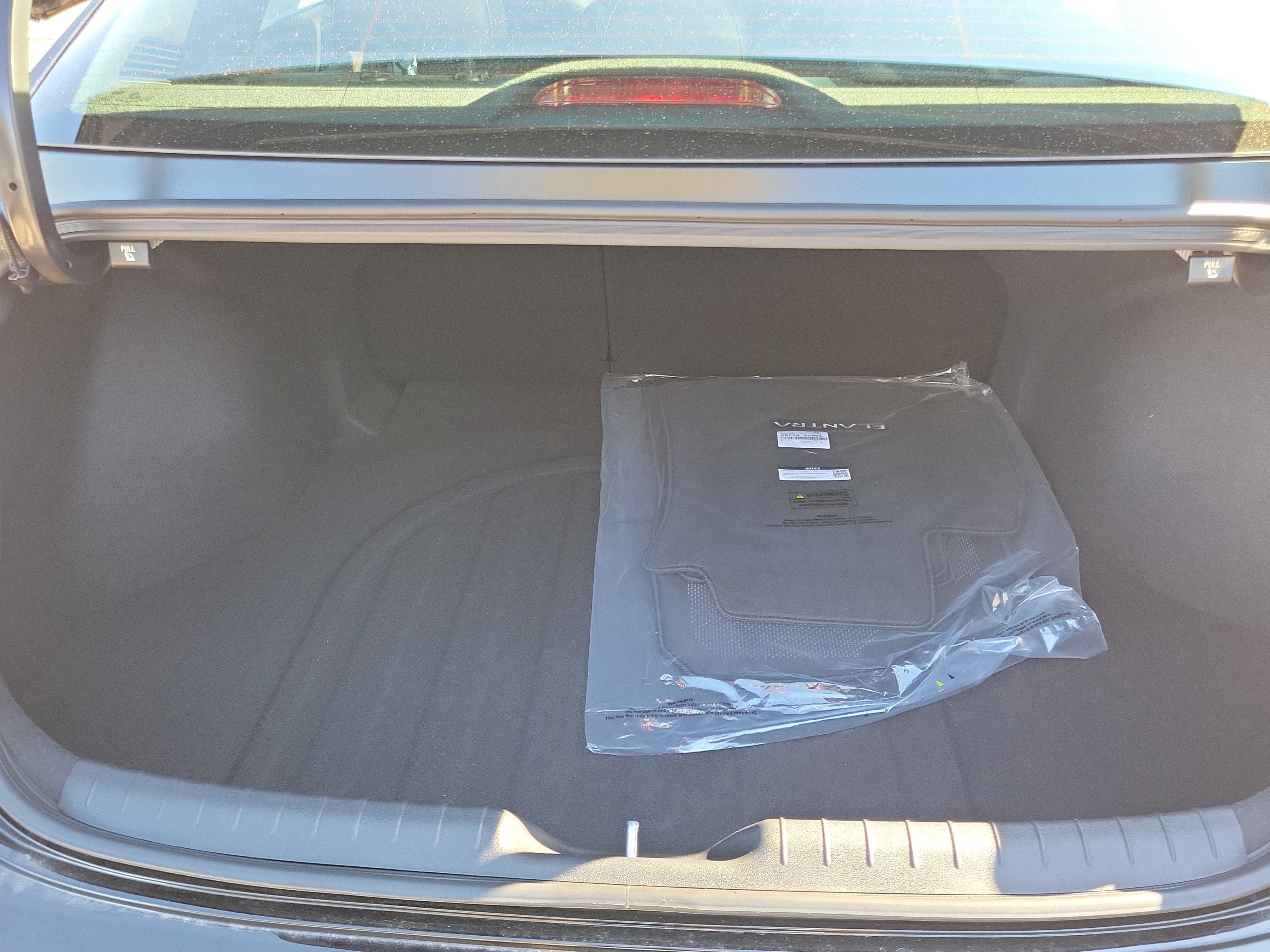 New 2026 Hyundai Elantra SEL Sport FWD image 8