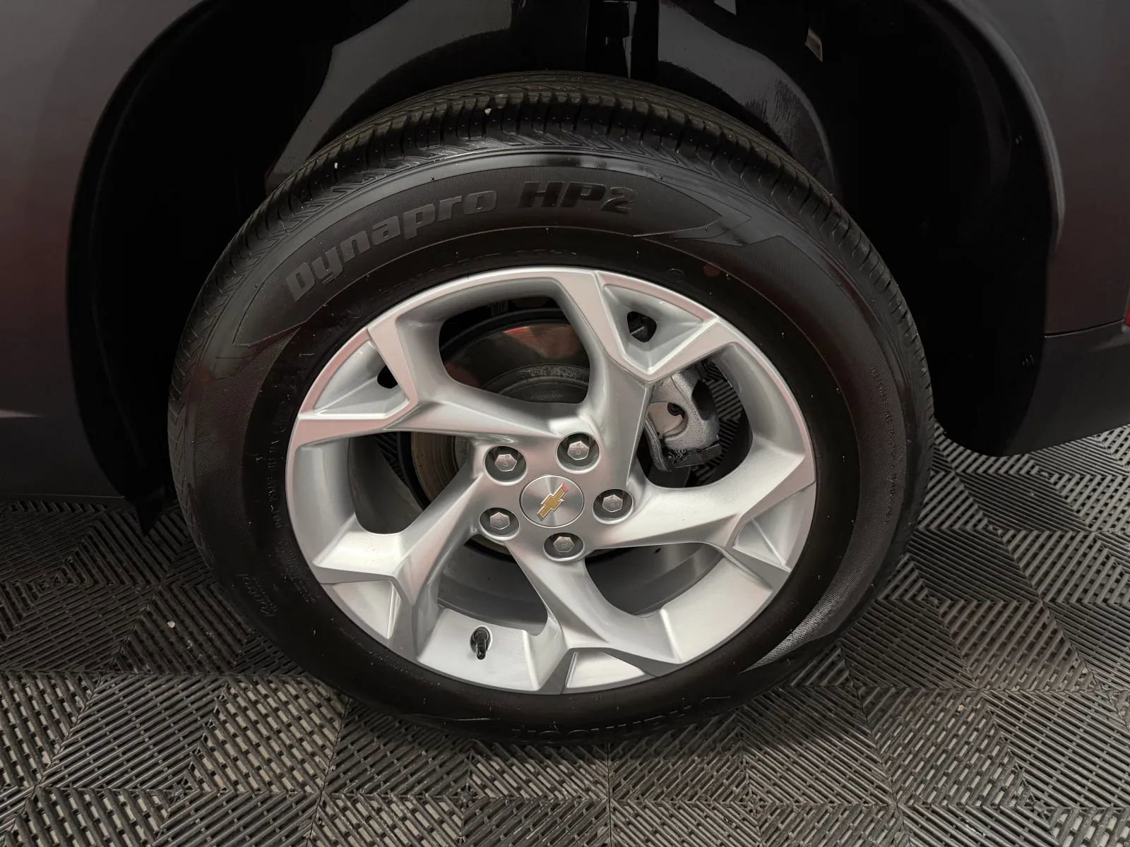 Used 2024 Chevrolet Trax LS w/ LS Convenience Package FWD image 12