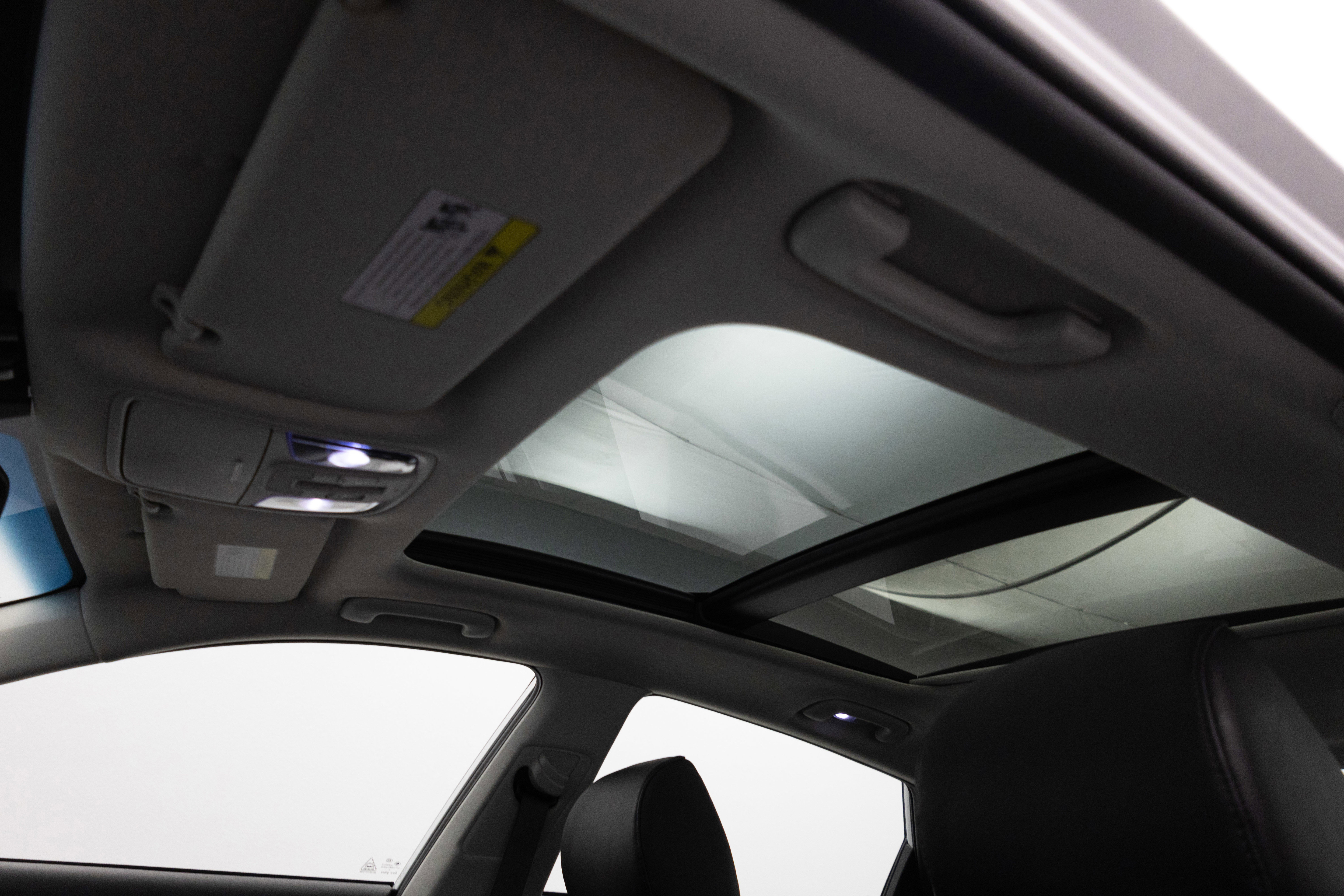 Used 2020 Kia Optima Premium image 3