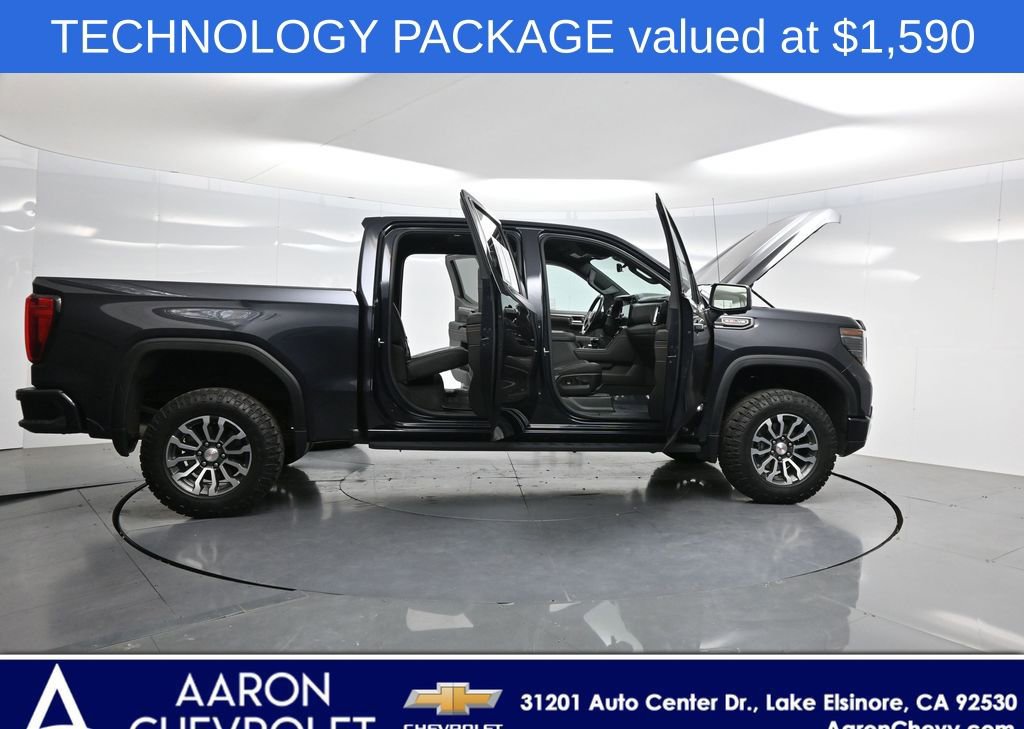 Used 2022 GMC Sierra 1500 AT4 w/ AT4 Premium Package AWD/4WD image 3