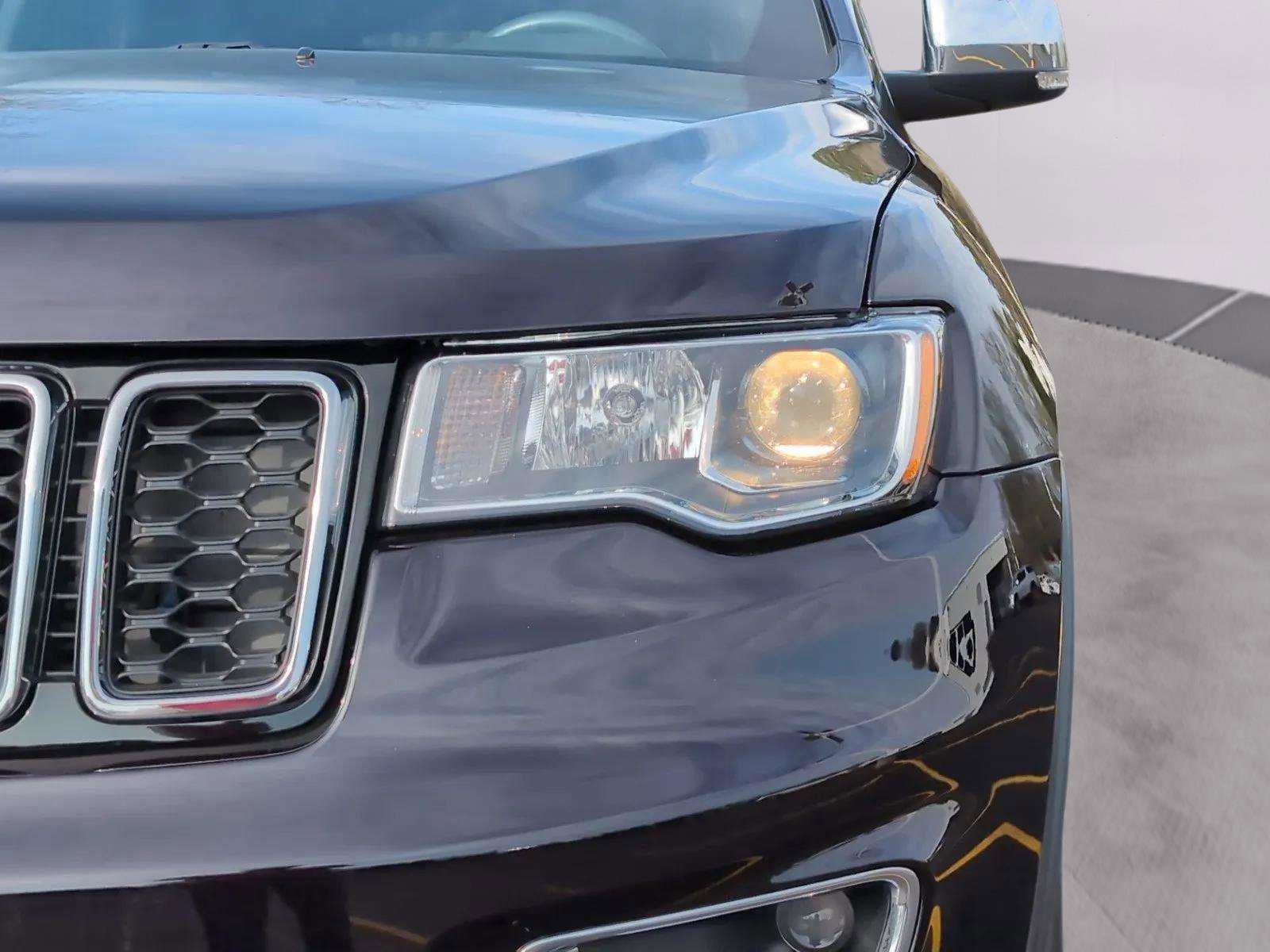 Used 2021 Jeep Grand Cherokee Limited image 14