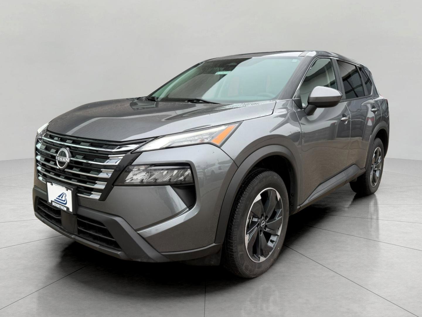 Used 2024 Nissan Rogue SV image 6