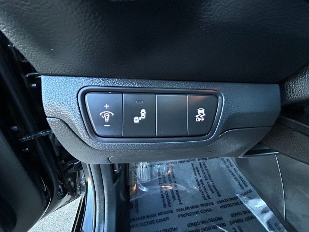 Used 2024 Kia Forte LXS w/ LXS Technology Package image 18