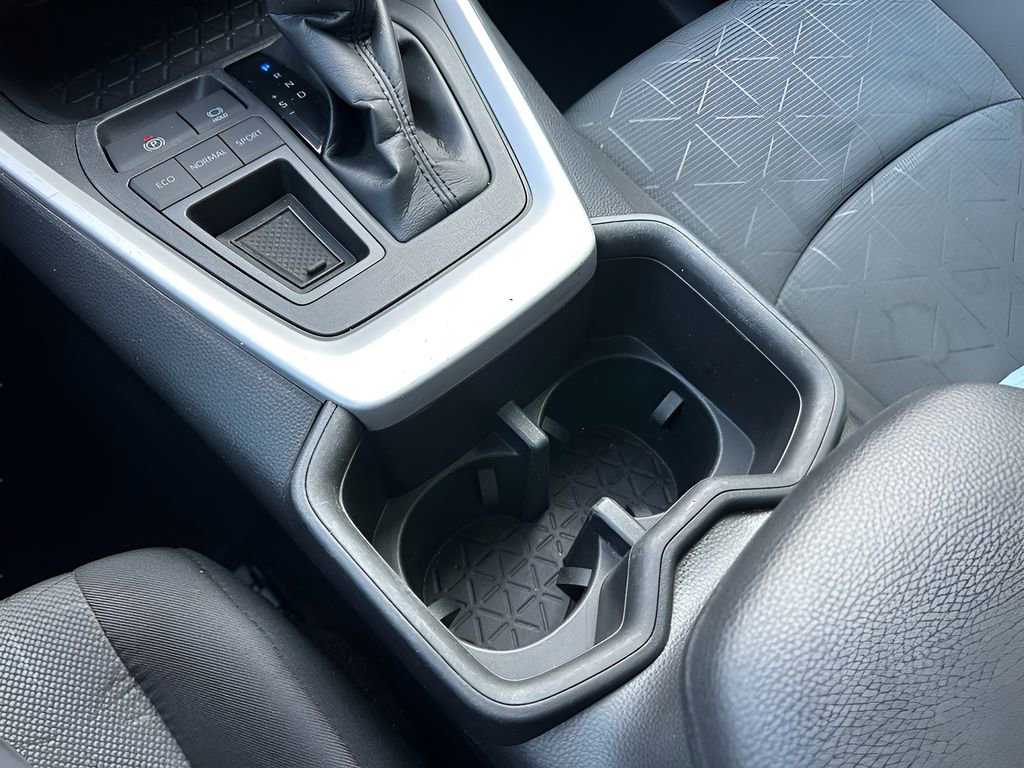 Used 2023 Toyota RAV4 XLE image 22