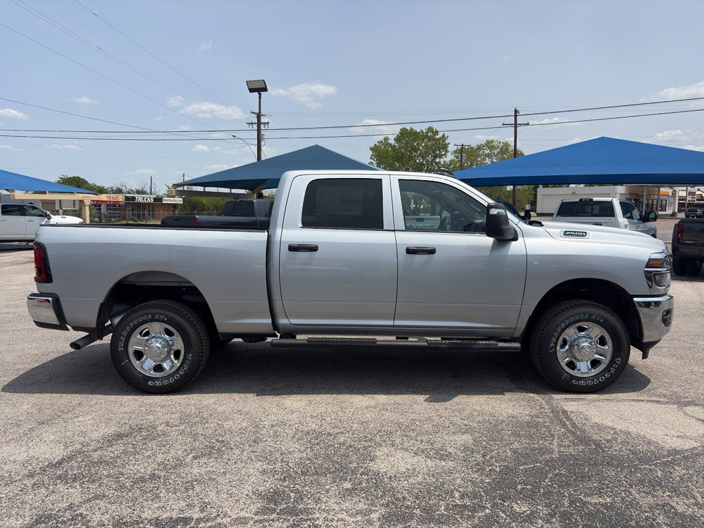 New 2026 RAM 2500 Tradesman AWD/4WD image 4