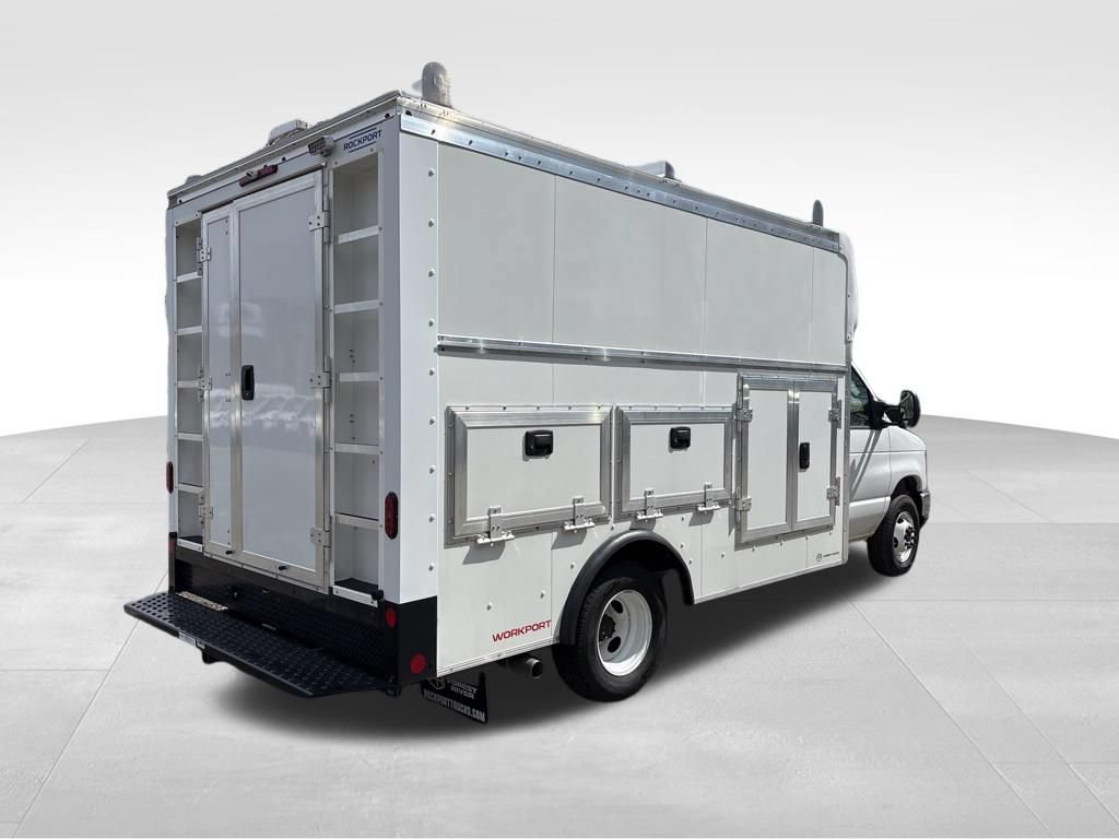 New 2026 Ford E-350 and Econoline 350 Super Duty w/ Power Equipment Group RWD image 4