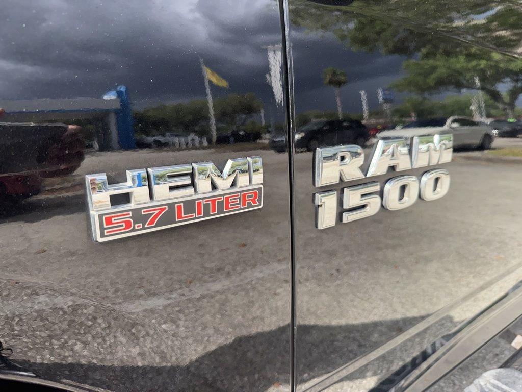 Used 2017 RAM 1500 Express image 11