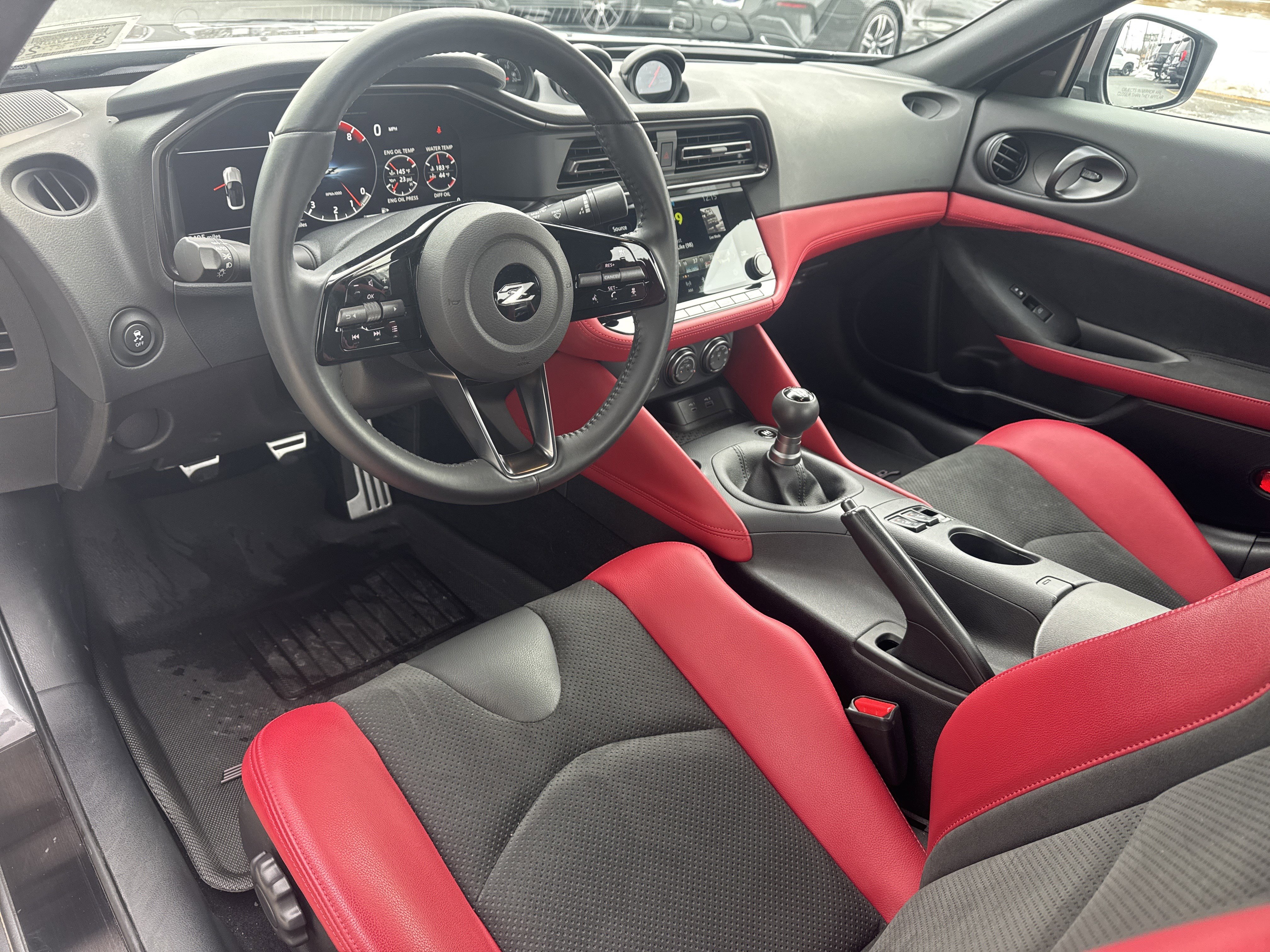 Used 2024 Nissan Z Performance w/ Floor Mat Package image 14