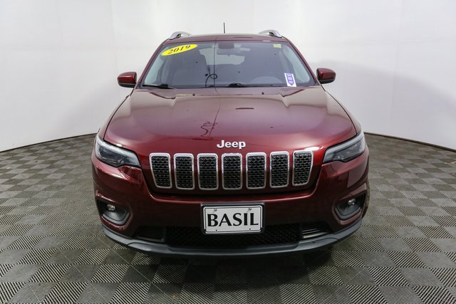 Used 2019 Jeep Cherokee Latitude w/ Cold Weather Group image 4