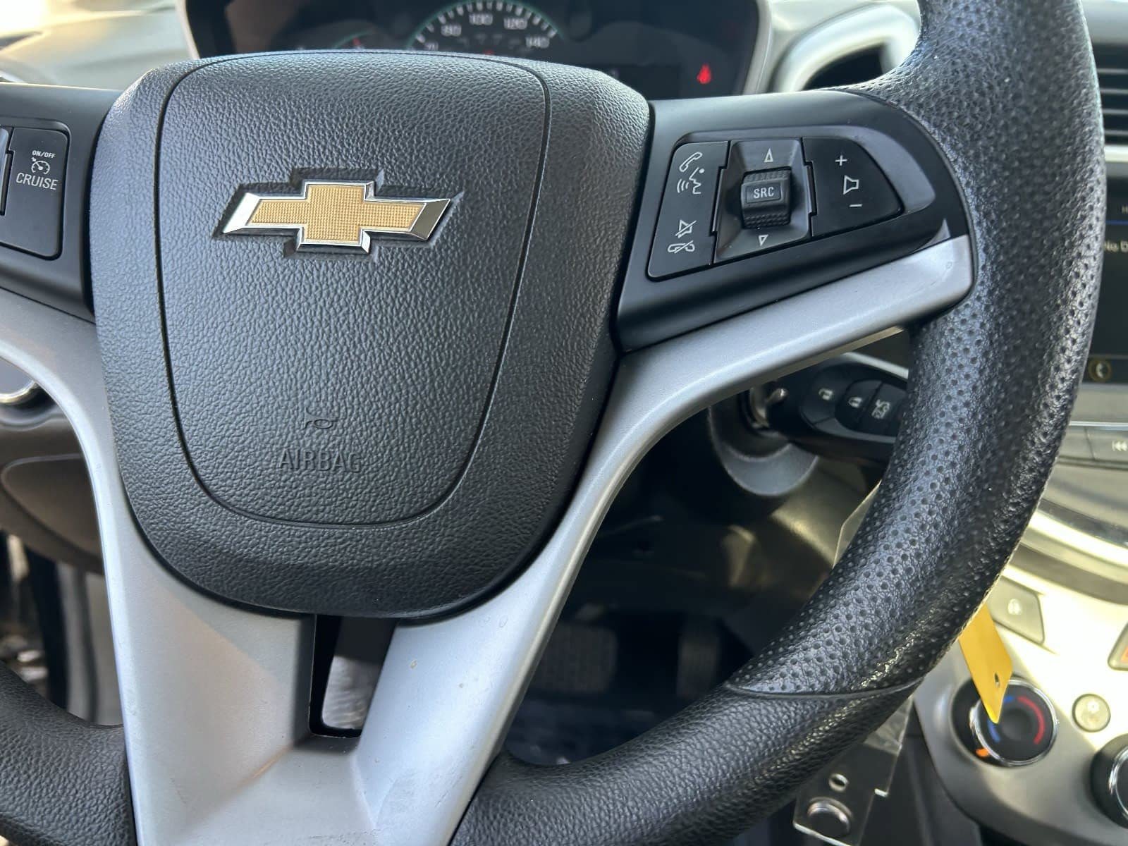 Used 2019 Chevrolet Sonic LT FWD image 28
