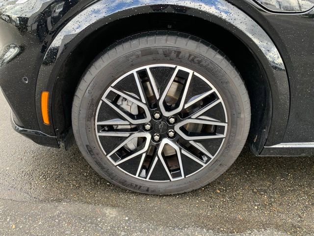 Used 2024 Ford Mustang Mach-E Premium image 11