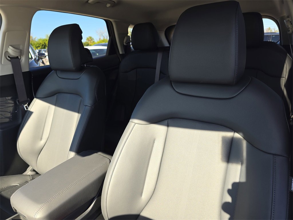 New 2026 Kia Sportage EX image 22