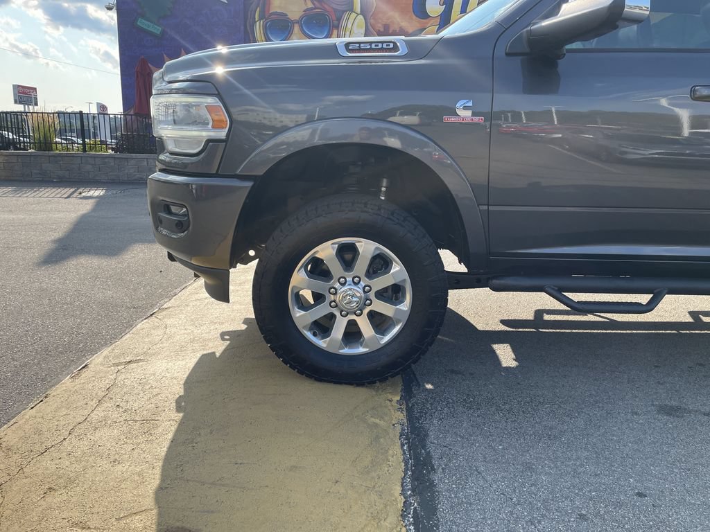 Used 2019 RAM 2500 Laramie AWD/4WD image 9