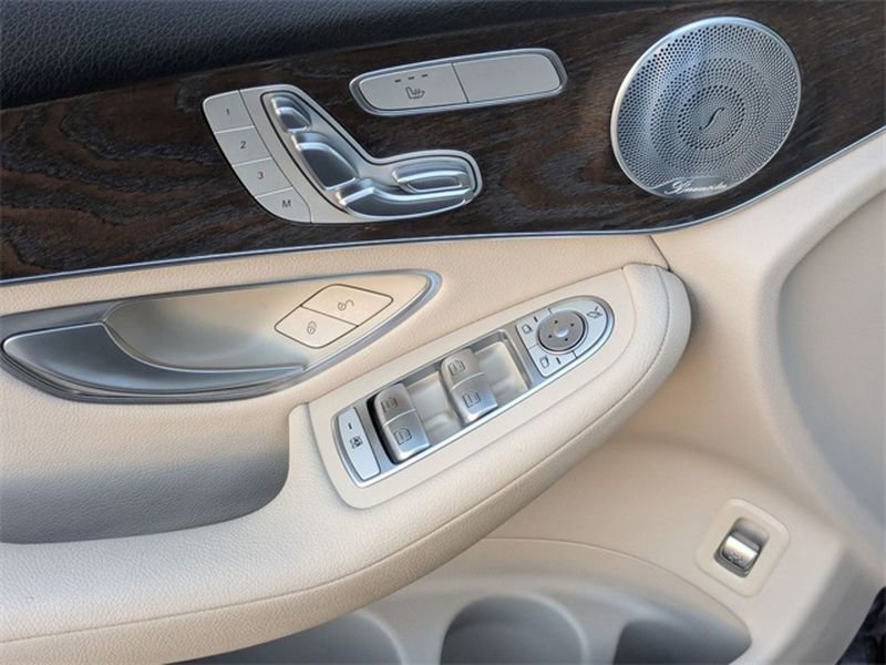 Used 2018 Mercedes-Benz GLC 300 4MATIC Coupe image 14