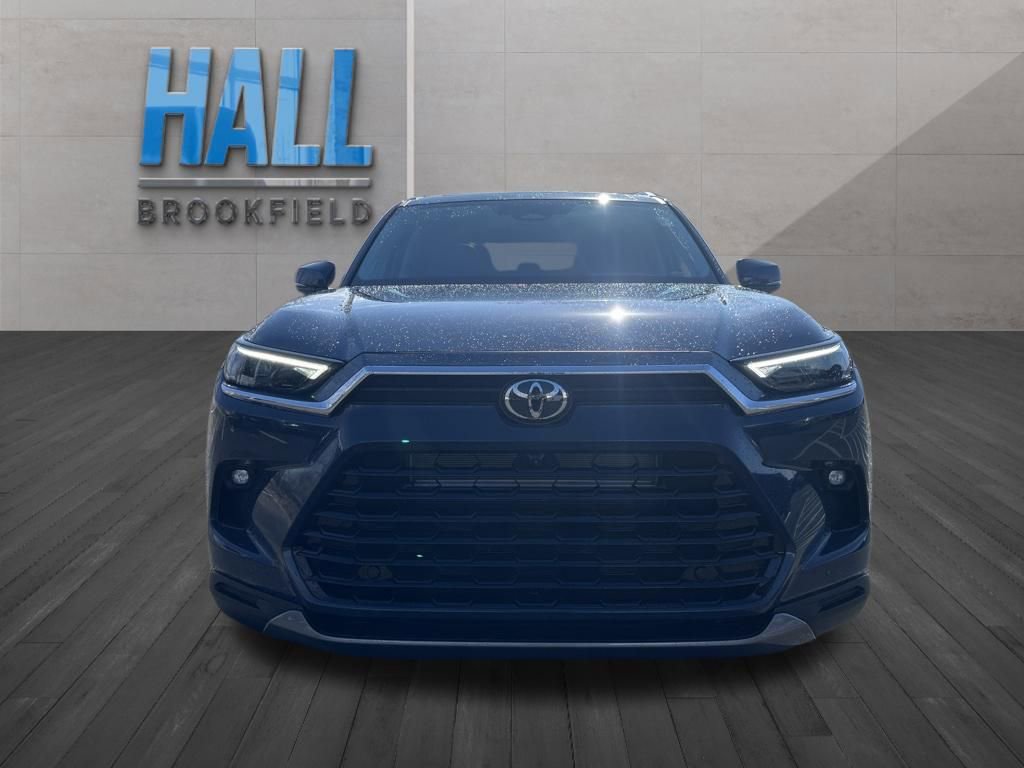 Used 2026 Toyota Grand Highlander Limited image 8