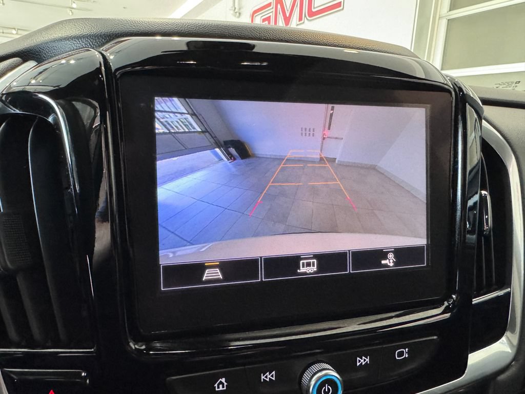 Certified 2023 Chevrolet Traverse LT w/ LPO, Floor Liner Package AWD/4WD image 22