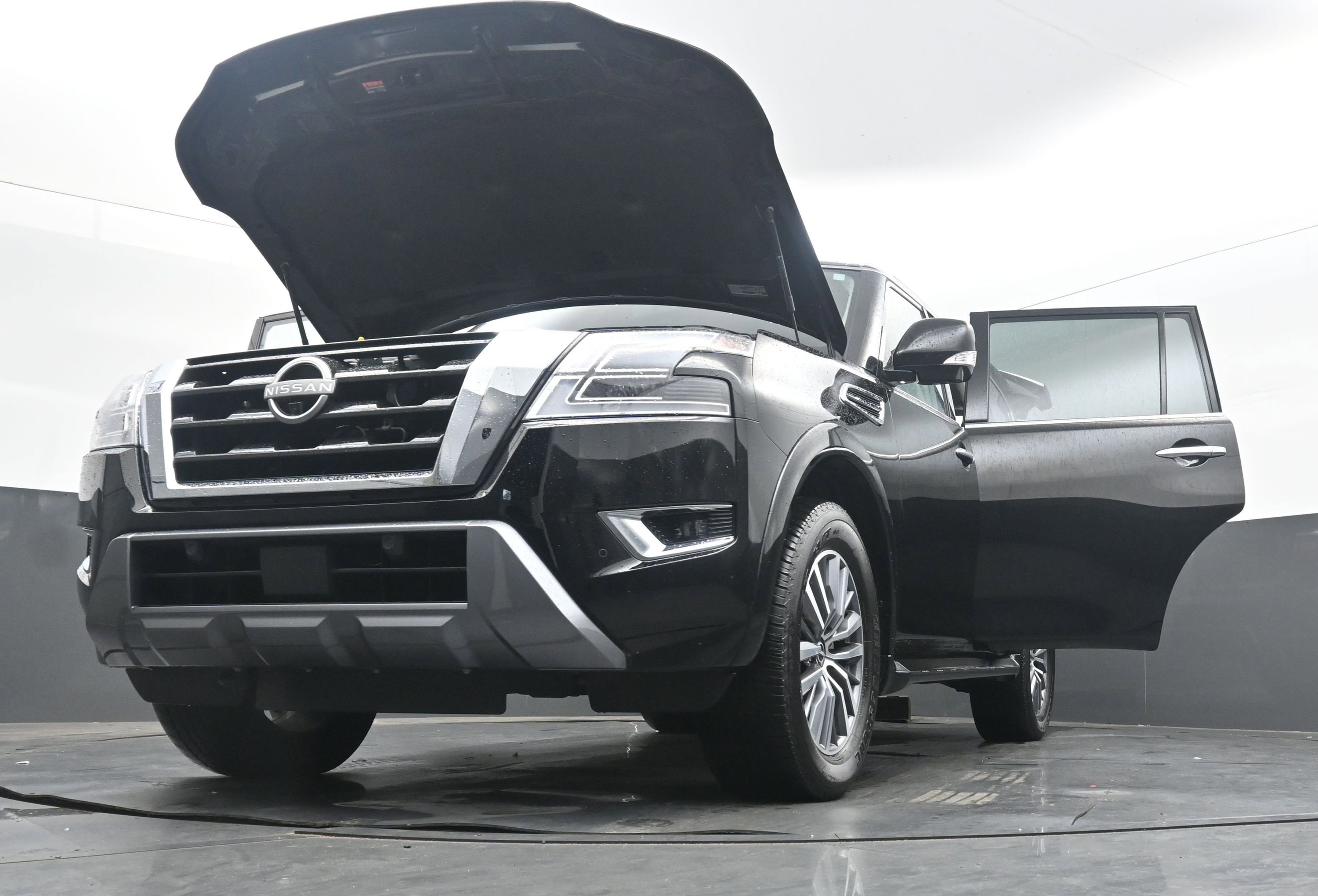 Used 2024 Nissan Armada SL w/ Cargo Package image 38