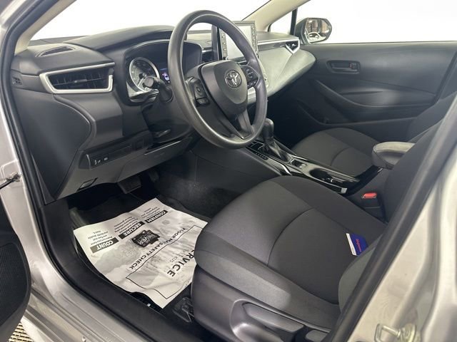 Used 2022 Toyota Corolla LE FWD image 17