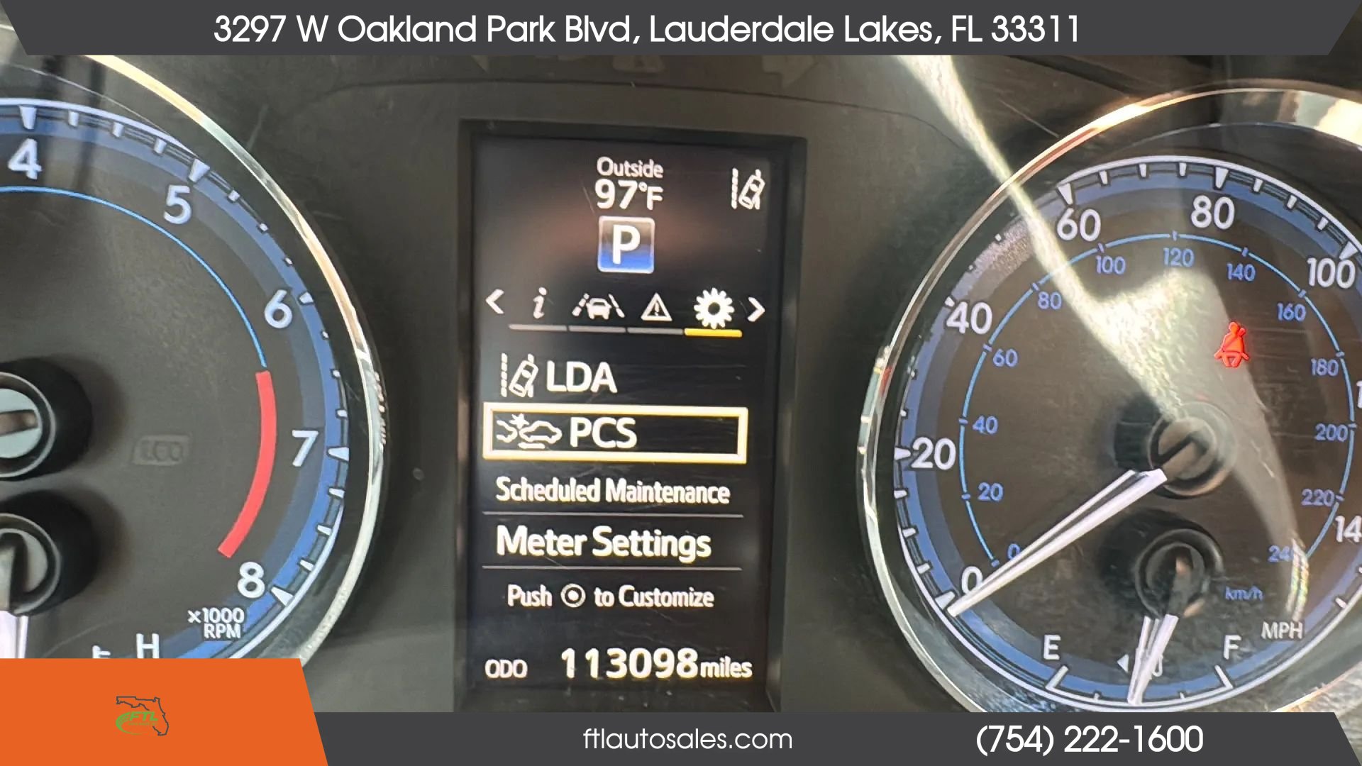 Used 2017 Toyota Corolla SE FWD image 39