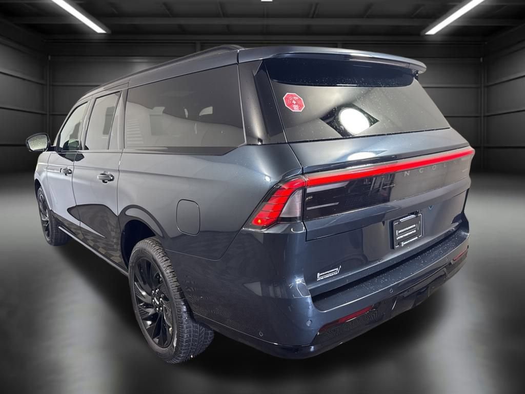 New 2025 Lincoln Navigator L Reserve w/ Jet Appearance Package image 3
