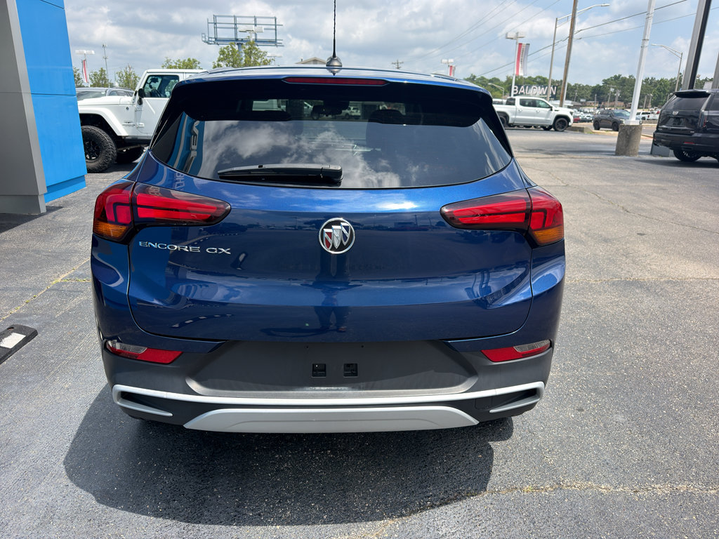 Used 2022 Buick Encore GX Preferred w/ Cold Weather Comfort Package FWD image 5