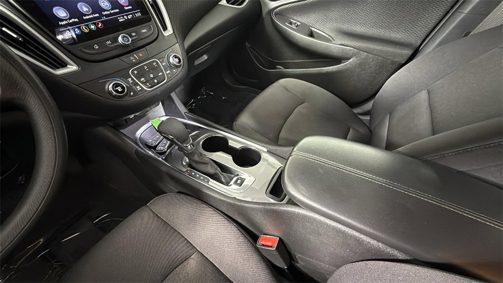Used 2023 Chevrolet Malibu LT image 24