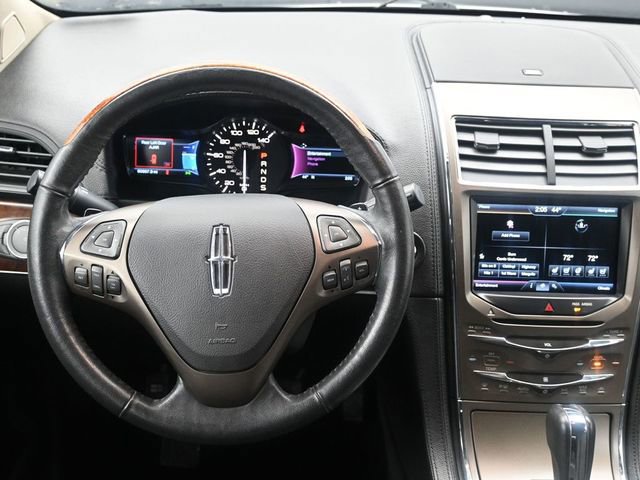Used 2015 Lincoln MKX AWD w/ Equipment Group 101A image 9