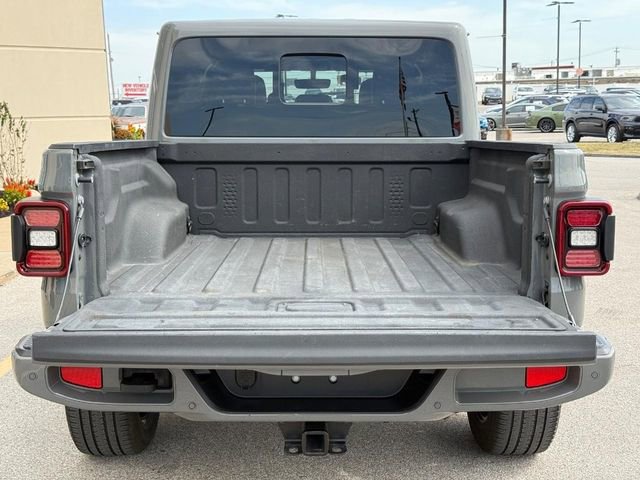 Used 2022 Jeep Gladiator Overland image 6