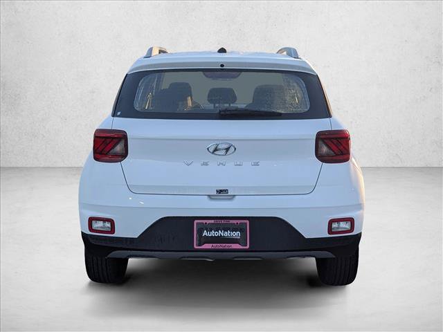 New 2026 Hyundai Venue SEL FWD image 7