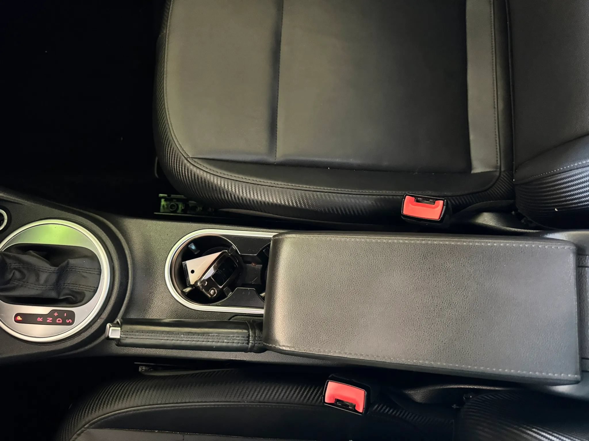 Used 2014 Volkswagen Beetle TDI FWD image 14