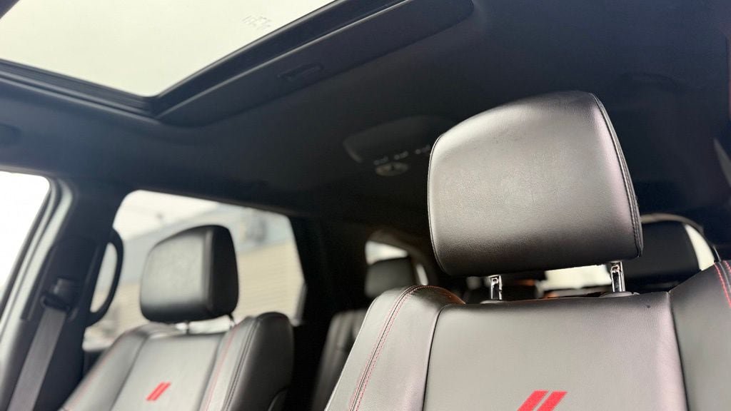 Used 2025 Dodge Durango R/T AWD/4WD image 17