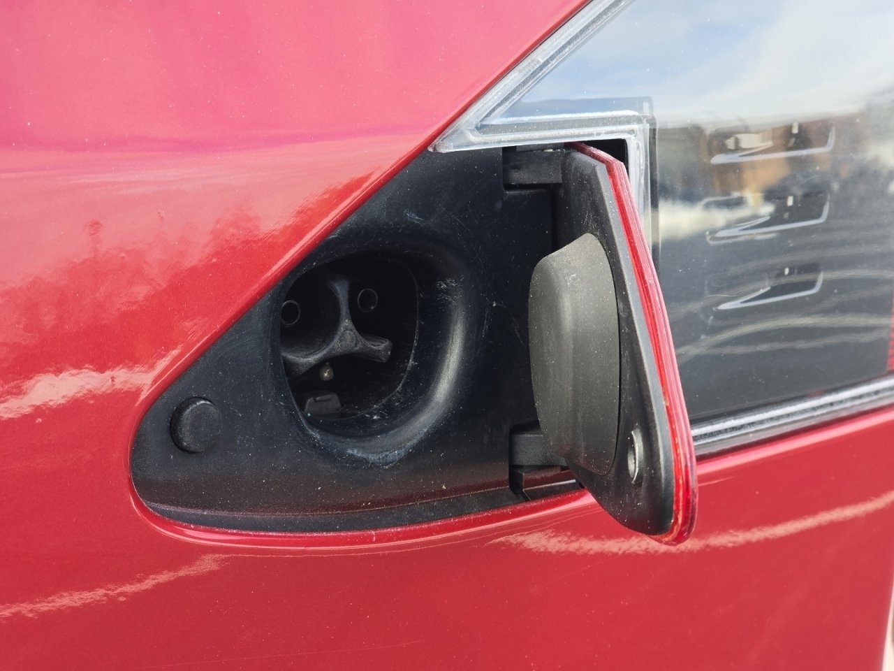 Used 2021 Tesla Model S Long Range Plus image 14