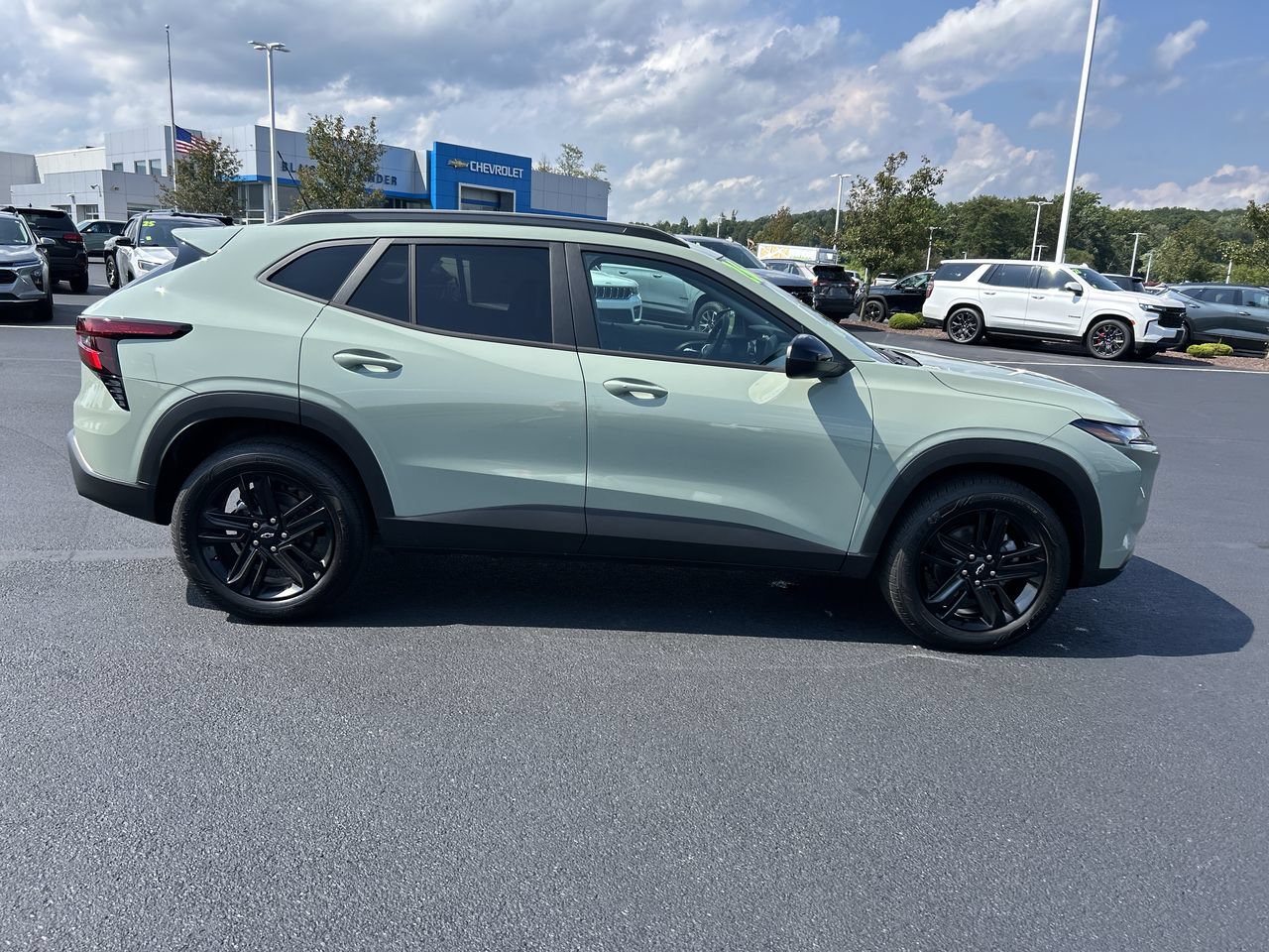 New 2026 Chevrolet Trax ACTIV w/ Driver Confidence Package FWD image 8
