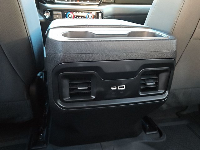Used 2023 Chevrolet Silverado 1500 LT AWD/4WD image 17