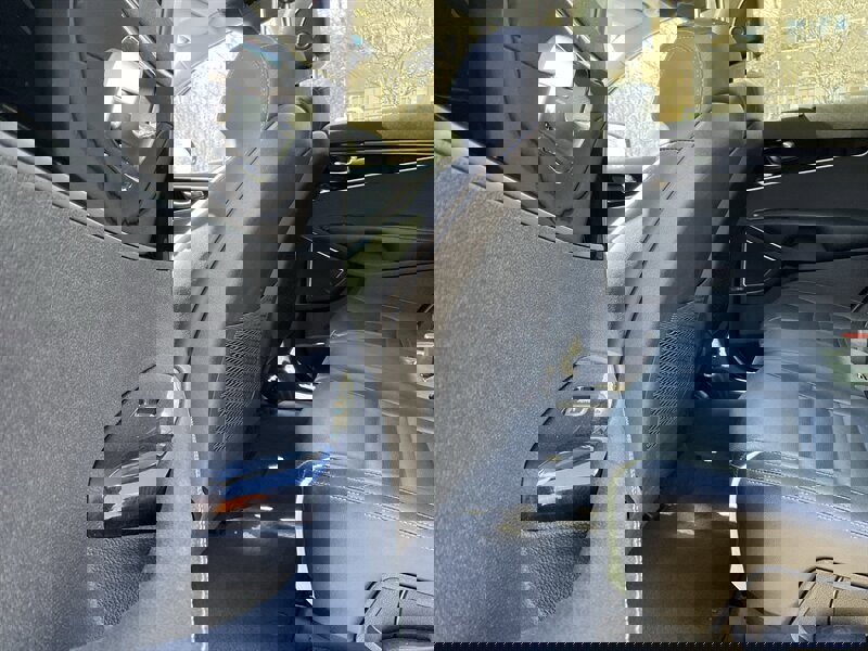 Used 2017 Kia Sorento SX image 12