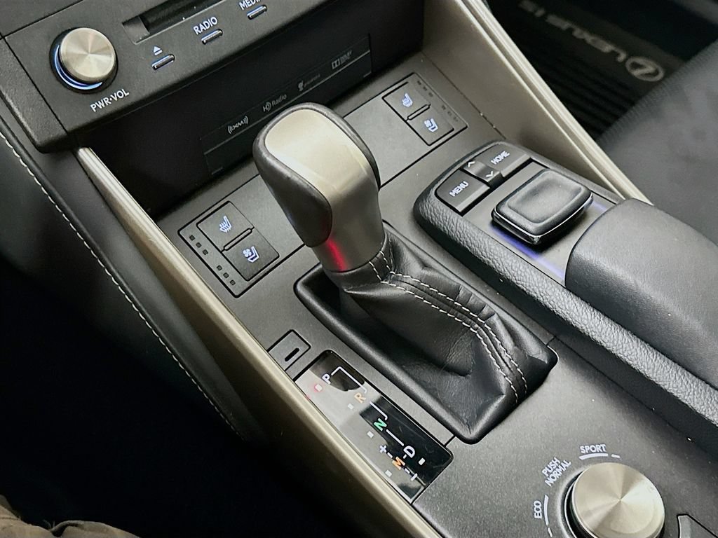 Used 2015 Lexus IS 250 RWD image 20