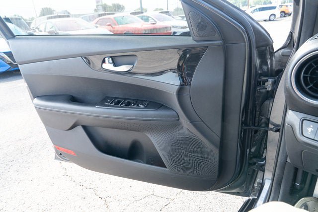 Used 2021 Kia Forte GT-Line FWD image 24