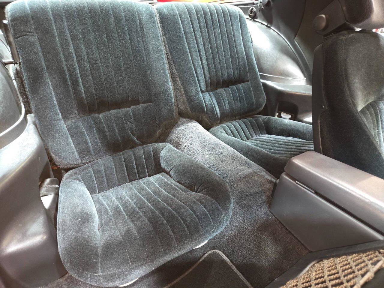 Used 1987 Pontiac Firebird Trans Am image 15