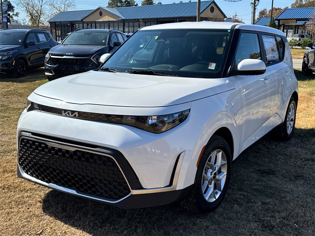 New 2025 Kia Soul LX w/ LX Technology Package image 7