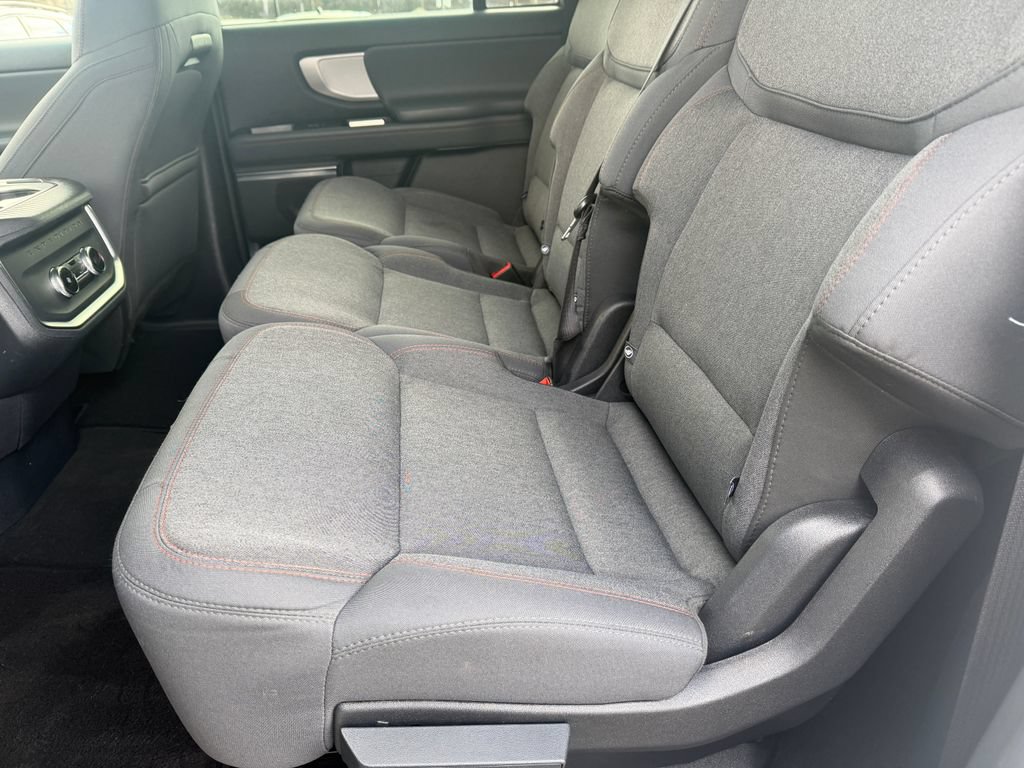 Used 2025 Ford Expedition Max Active AWD/4WD image 38