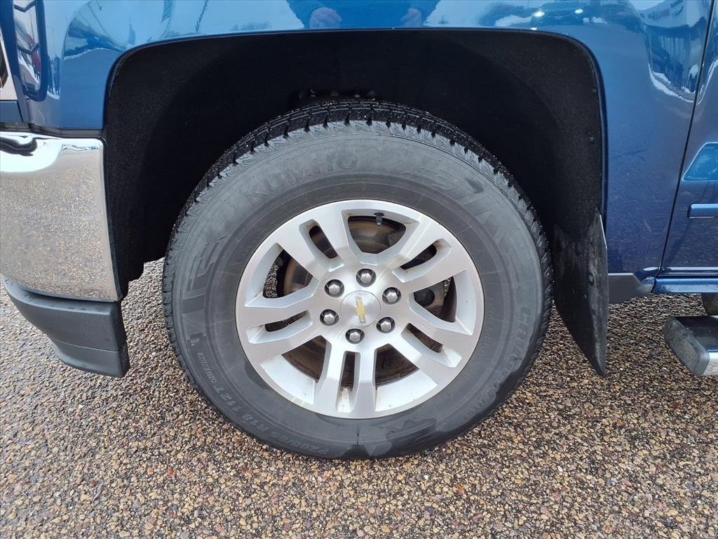 Used 2018 Chevrolet Silverado 1500 LT w/ All Star Edition image 11