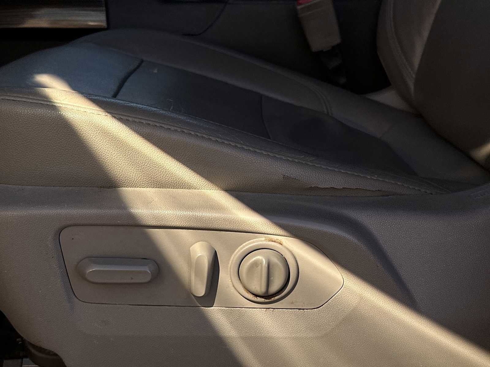 Used 2019 Chevrolet Silverado 1500 RST image 14