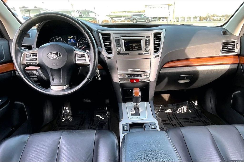 Used 2013 Subaru Outback 2.5i Limited w/ Moonroof Pkg image 21