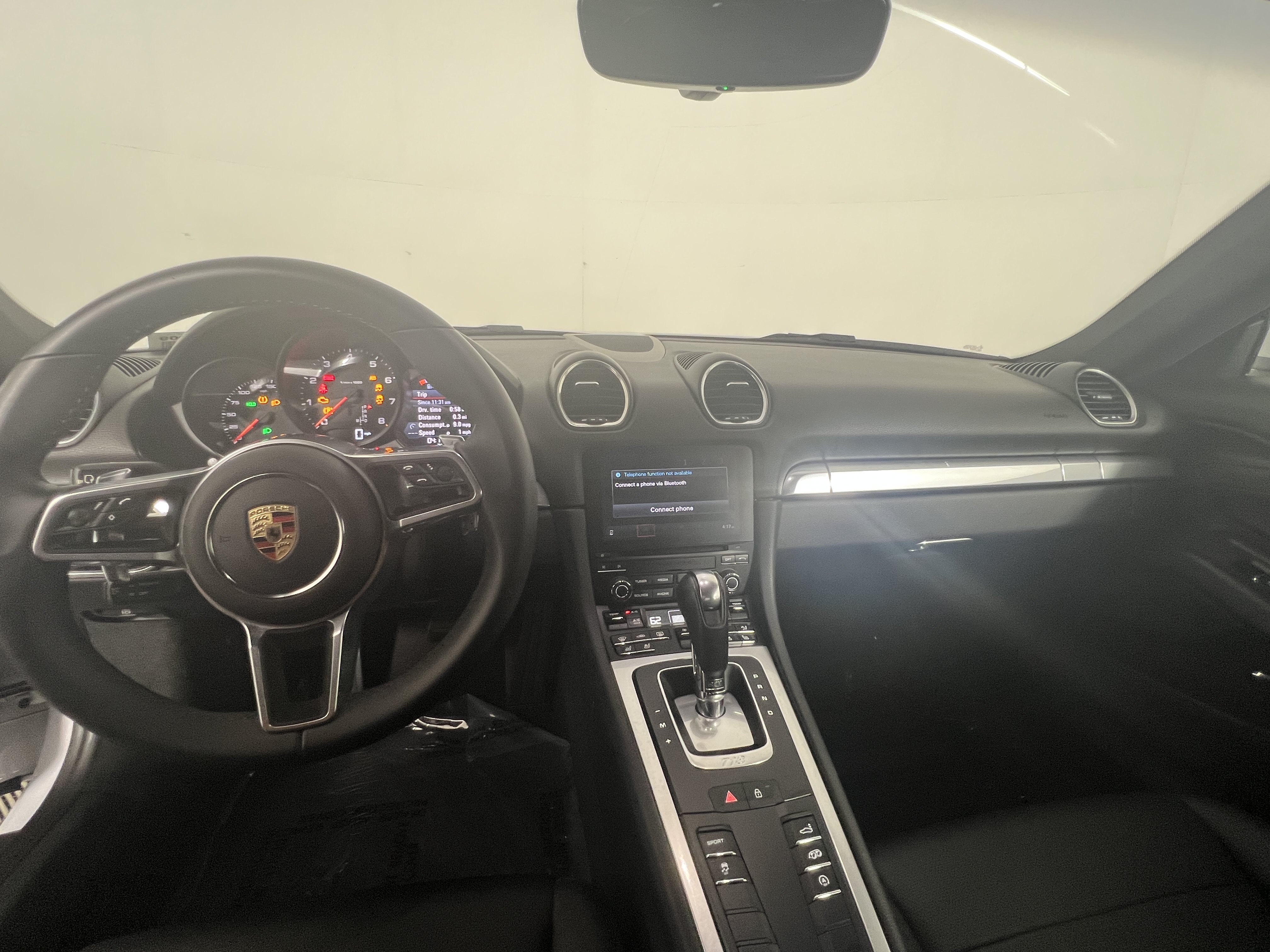Certified 2024 Porsche 718 Cayman RWD image 13