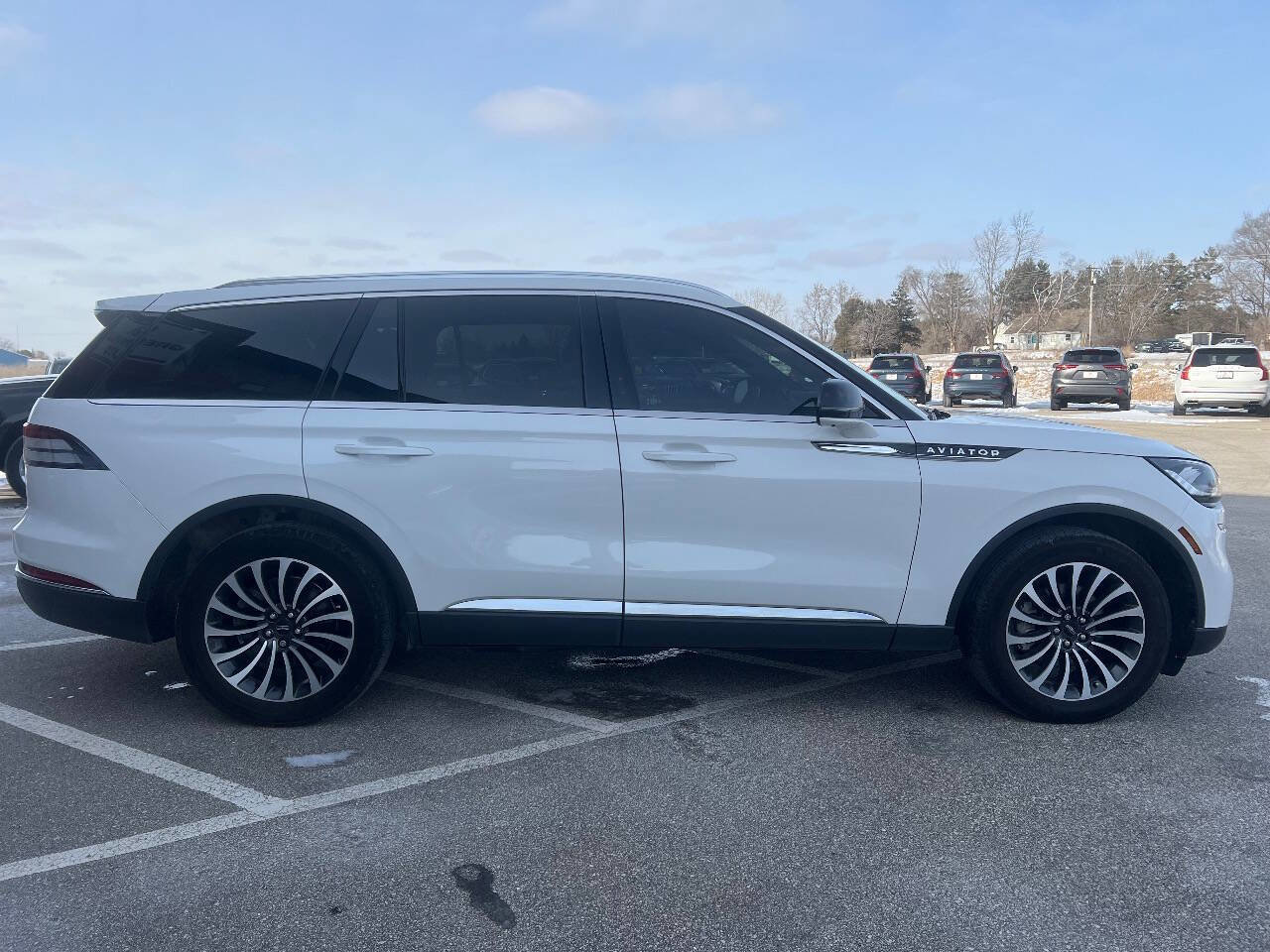 Used 2023 Lincoln Aviator Reserve w/ Class IV Trailer Tow Package image 8