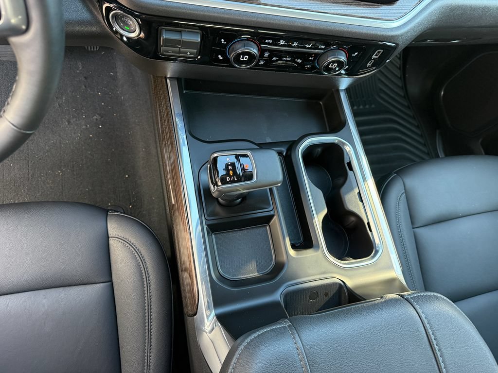 Used 2026 Chevrolet Silverado 1500 LT Trail Boss w/ LT Trail Boss Premium Package AWD/4WD image 26