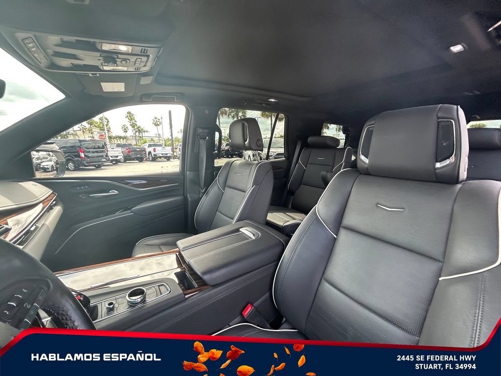 Used 2023 Cadillac Escalade Premium Luxury w/ LPO, Radiant Package AWD/4WD image 15
